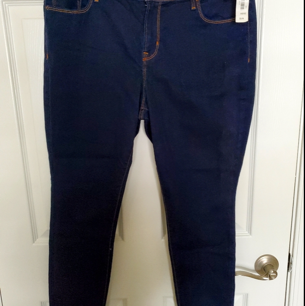 Old Navy Rockstar Mid Rise Jeans 14 short